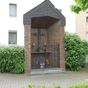 Ecke Hochheimstr./Bahnhofstr.